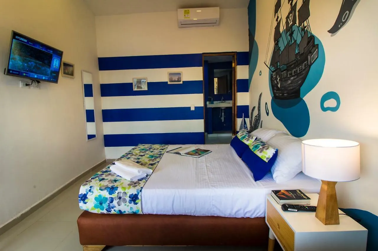 Casa Del Puerto Hostel & Suites Cartagena