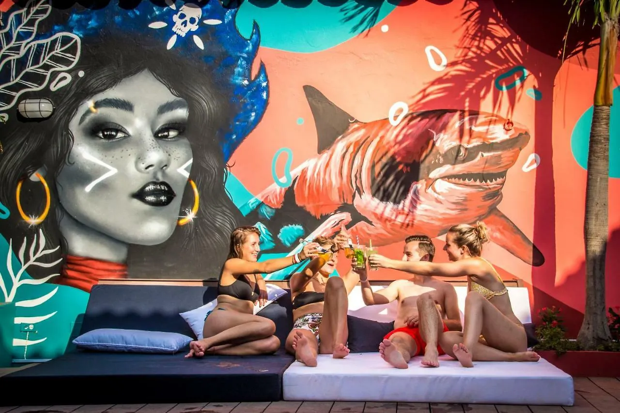 Casa Del Puerto Hostel & Suites Cartagena