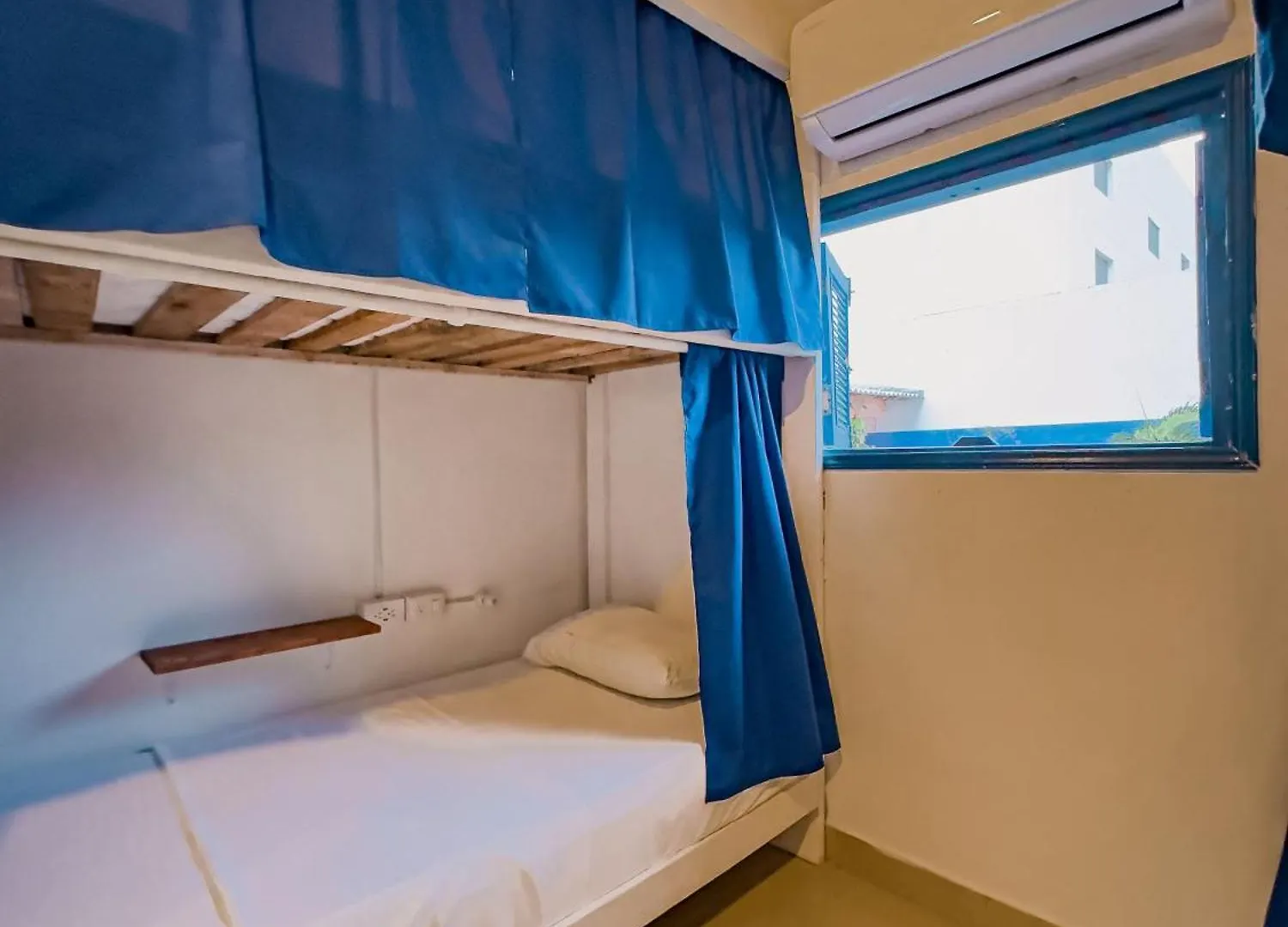Casa Del Puerto Hostel & Suites Cartagena