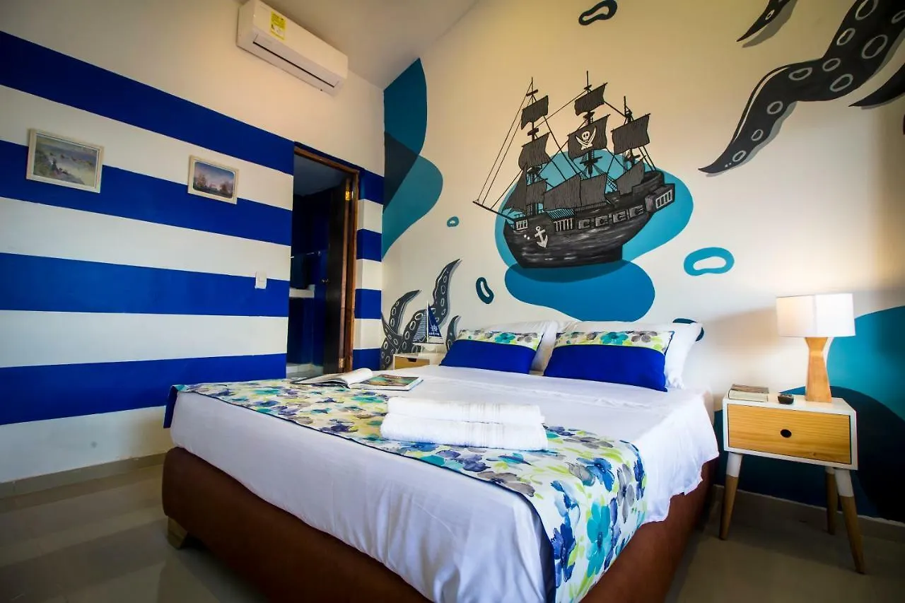 Casa Del Puerto Hostel & Suites Cartagena